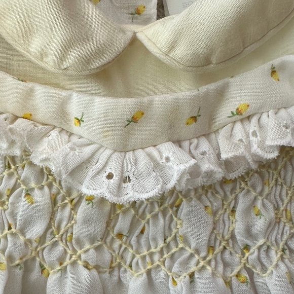 Polly Flinders Hand Smocked Yellow and White Baby Dress Size 0-6 Months - Picture 4 of 14